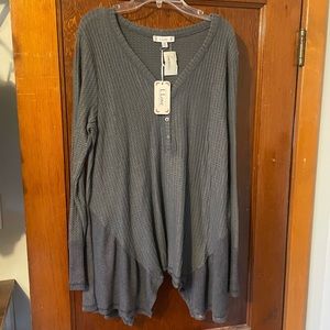 NWT! L Love waffle knit tunic